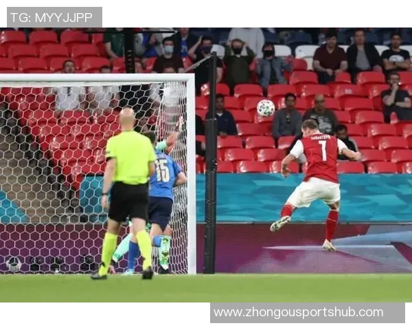 文班亚马谈替补出场安排表示无碍自信能在三节比赛中发挥出色 文班亚马谈替补出场安排表示无碍自信能在三节比赛中发挥出色